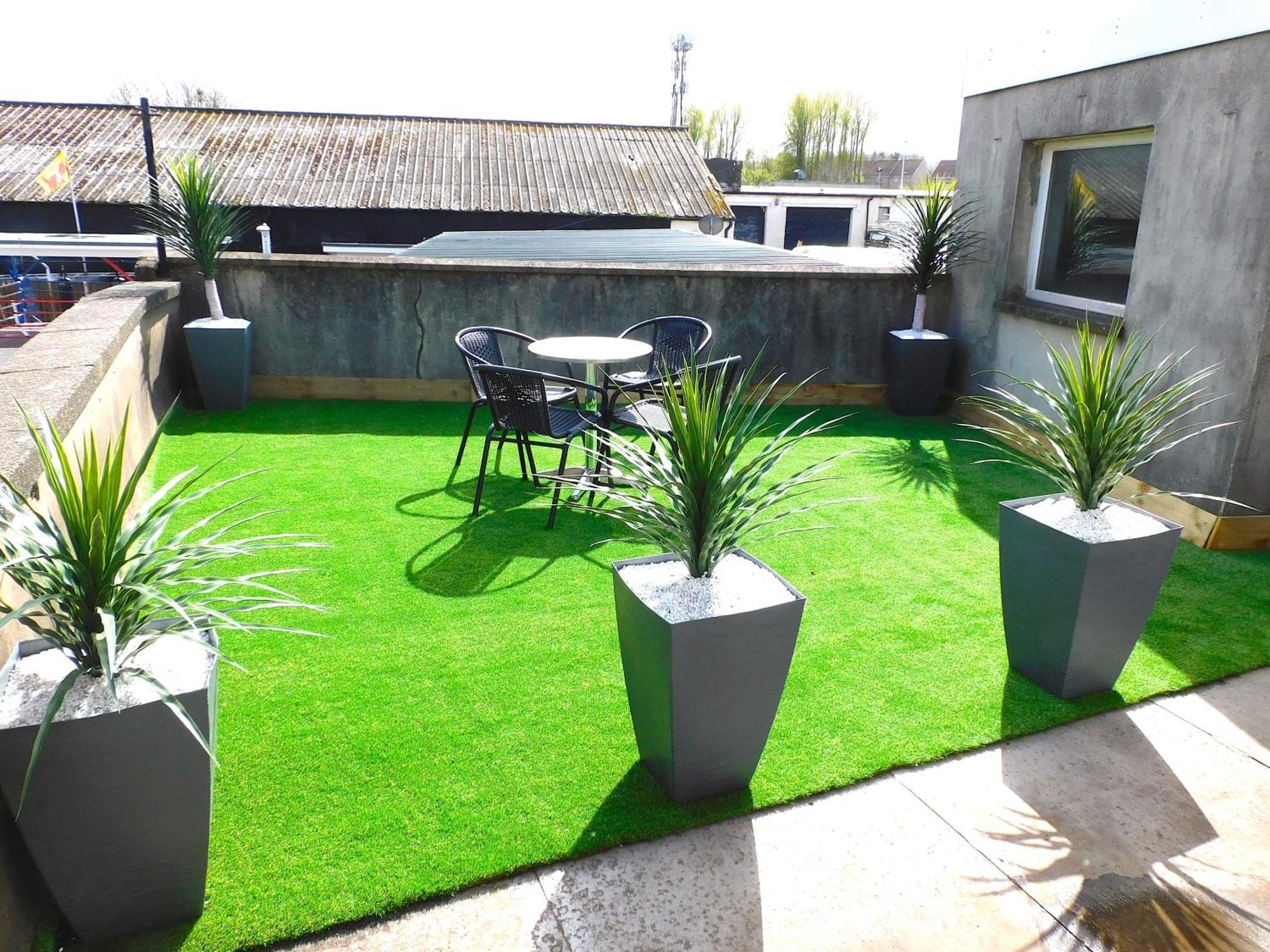 Newly Refurbished 1 Bed Apt In Hamilton Close To Station And Local Amenities Exterior foto